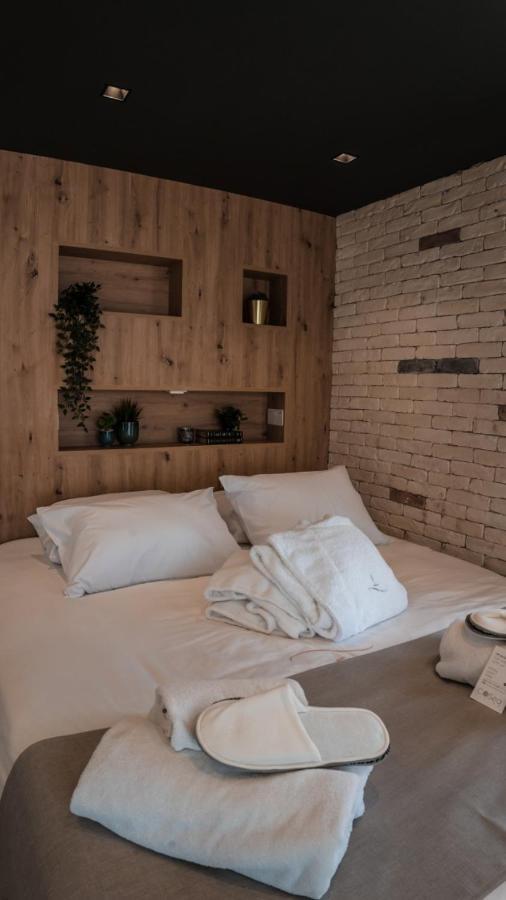 Cosea Living: Seaside Deluxe Suite In Harbour 107B Paphos Exterior photo