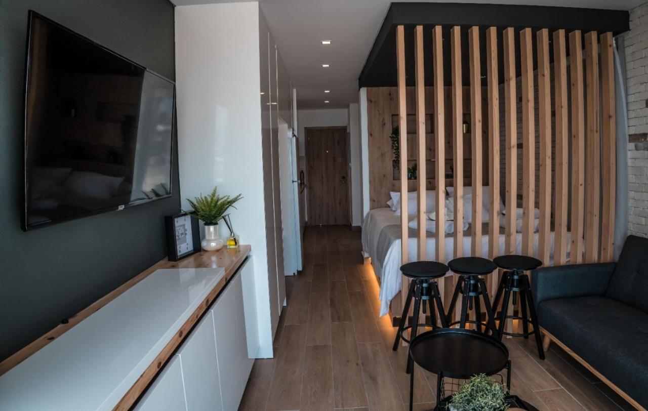 Cosea Living: Seaside Deluxe Suite In Harbour 107B Paphos Exterior photo