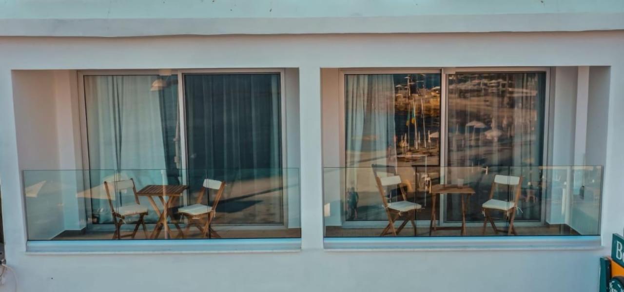 Cosea Living: Seaside Deluxe Suite In Harbour 107B Paphos Exterior photo